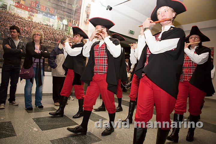 presentazione personaggi-7000.jpg